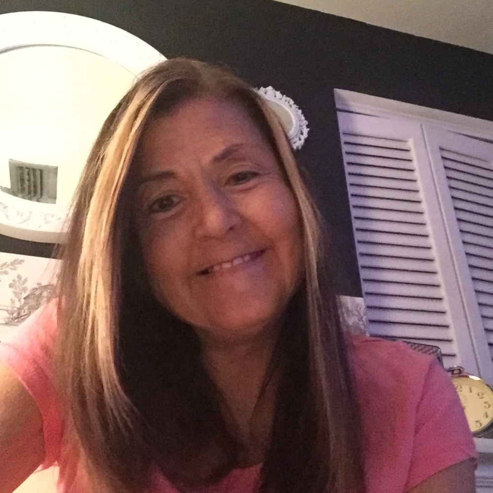 Meet your Posher, Stacy